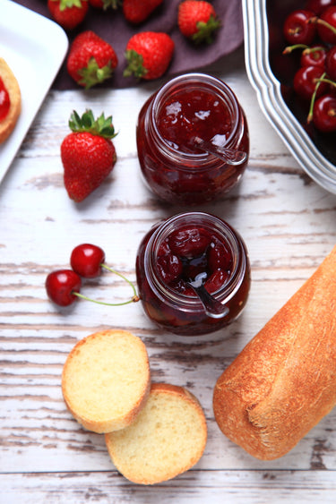 Image of COM: Jam Strawberry Cup With Pectin - 200 x 10 Mililitres